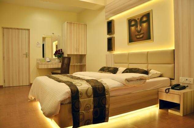 Alka Residency By Vista Thane Room photo